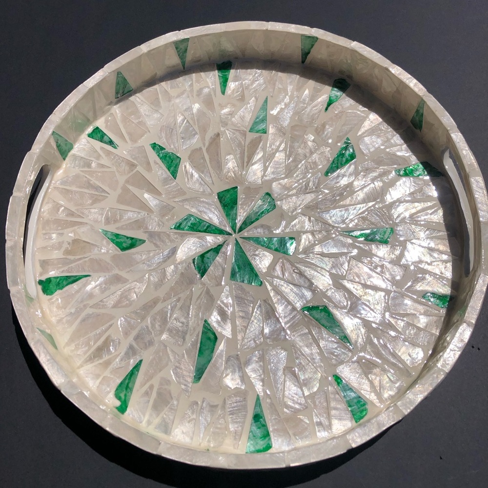 11.8” Handmade Capiz Mosaic Green & White Round Decorative Tray *BRAND NEW!